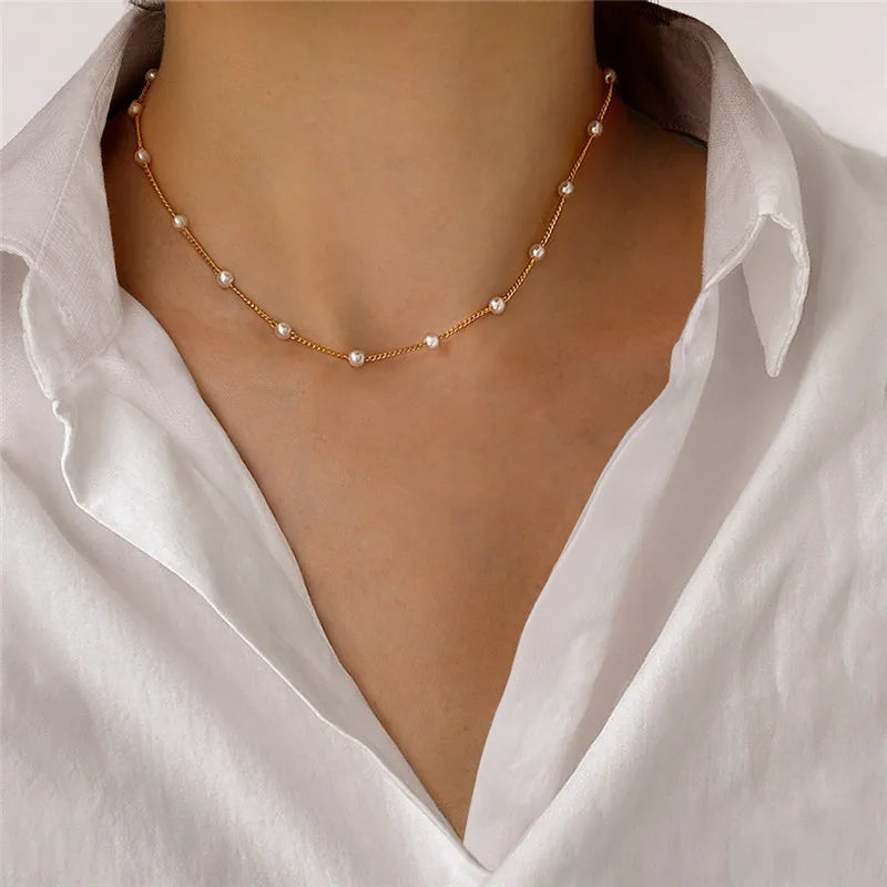 Collier ras du cou tendance en forme de cœur avec perles d'imitation pour femme, accessoire de fête, à la mode, idéal comme cadeau