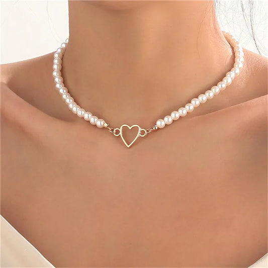 Collier ras du cou tendance en forme de cœur avec perles d'imitation pour femme, accessoire de fête, à la mode, idéal comme cadeau